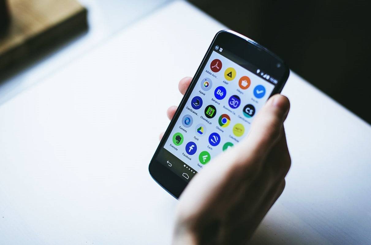 desarrollo de aplicaciones en Valencia - movil con aplicaciones
